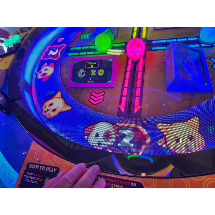 UNIS Emoji Frenzy Arcade